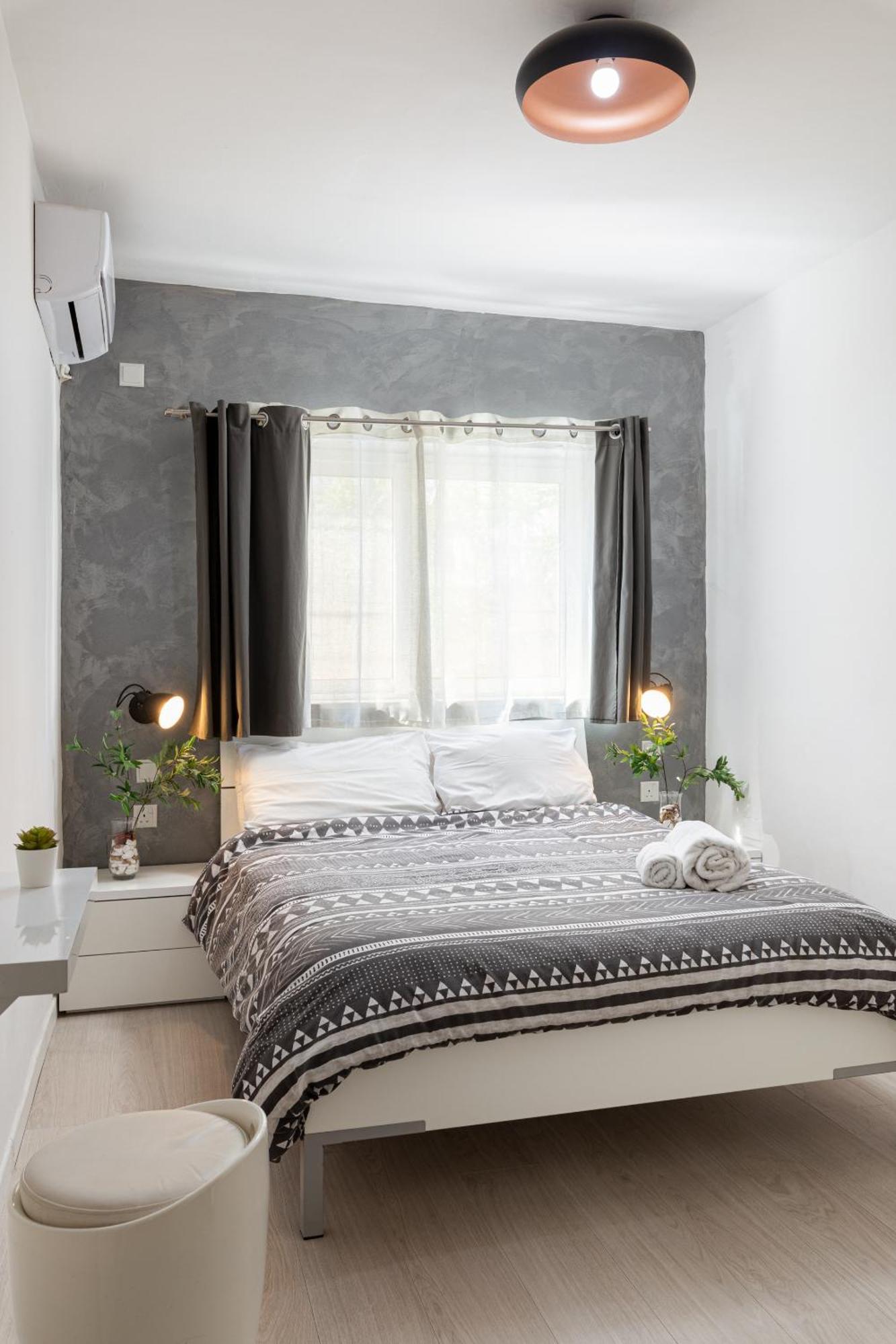 Modern 3 Bedroom & 3 Bathroom Apartment - Near Balluta Bay سانت جوليان المظهر الخارجي الصورة