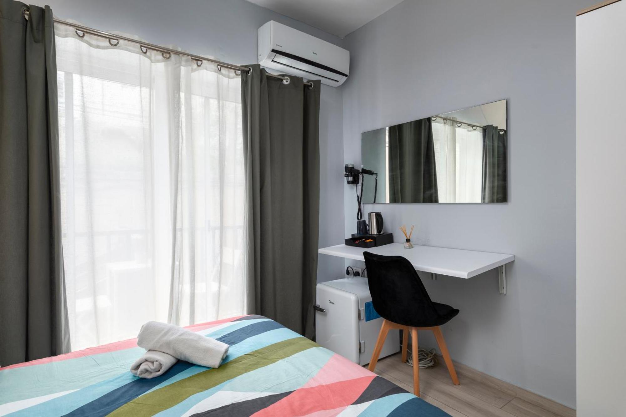 Modern 3 Bedroom & 3 Bathroom Apartment - Near Balluta Bay سانت جوليان المظهر الخارجي الصورة