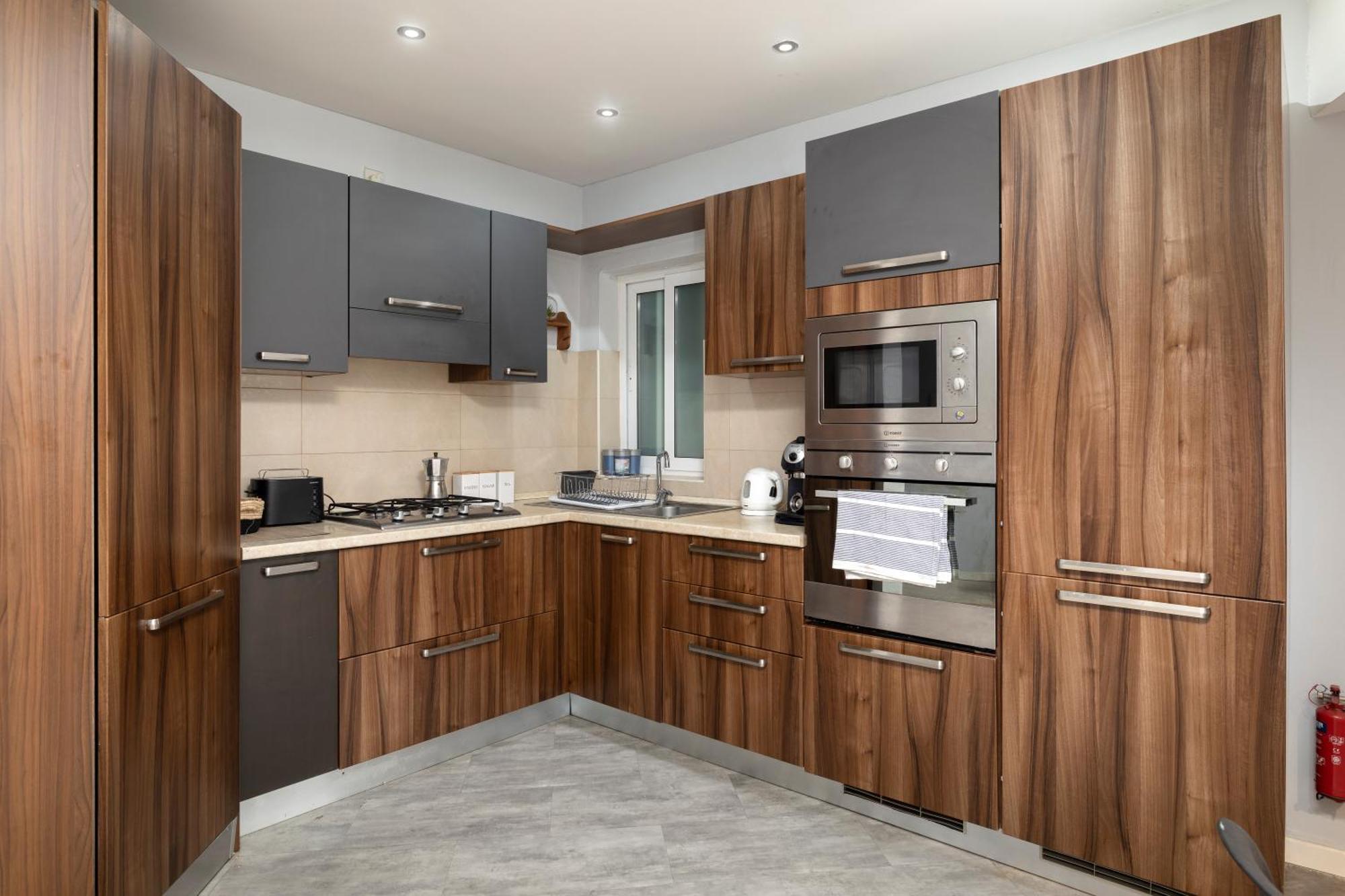 Modern 3 Bedroom & 3 Bathroom Apartment - Near Balluta Bay سانت جوليان المظهر الخارجي الصورة