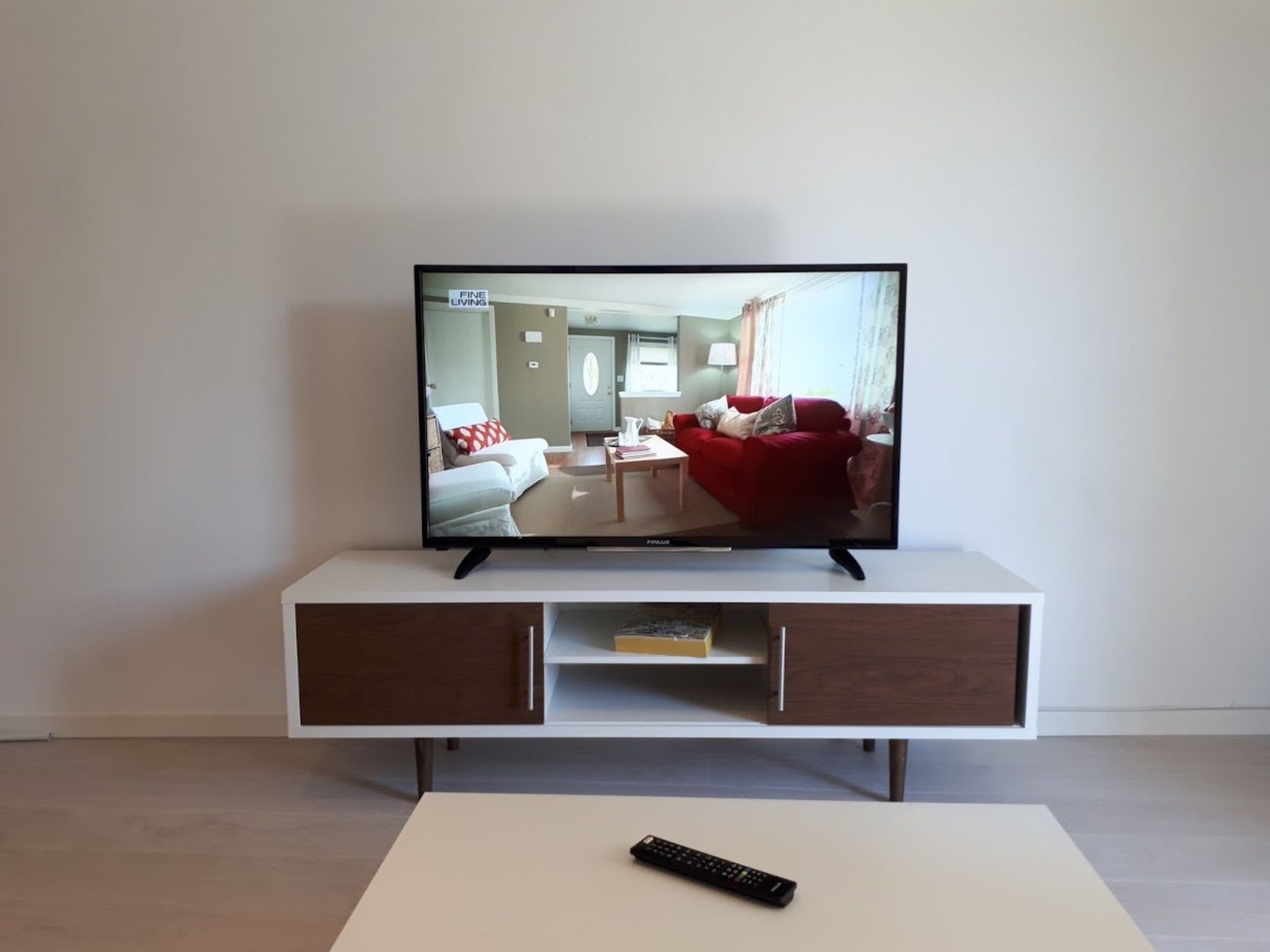 Modern 3 Bedroom & 3 Bathroom Apartment - Near Balluta Bay سانت جوليان المظهر الخارجي الصورة