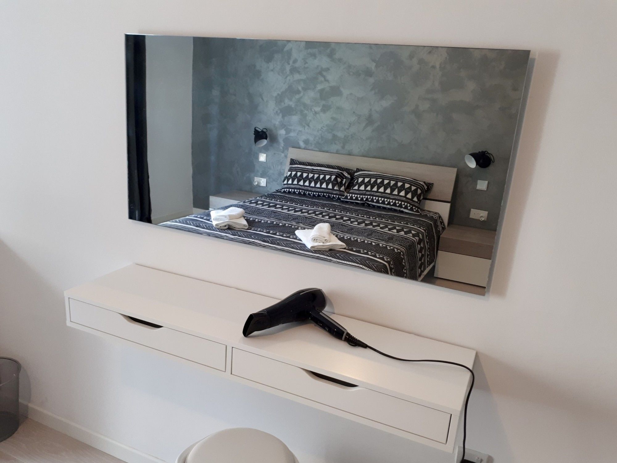 Modern 3 Bedroom & 3 Bathroom Apartment - Near Balluta Bay سانت جوليان المظهر الخارجي الصورة